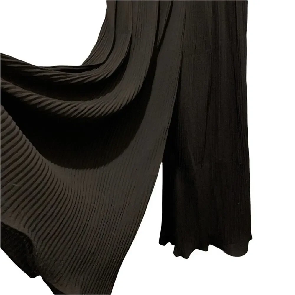 Qed London Culottes. Pleated black.‎ Size small. Tie front waist. - Picture 3 of 12
